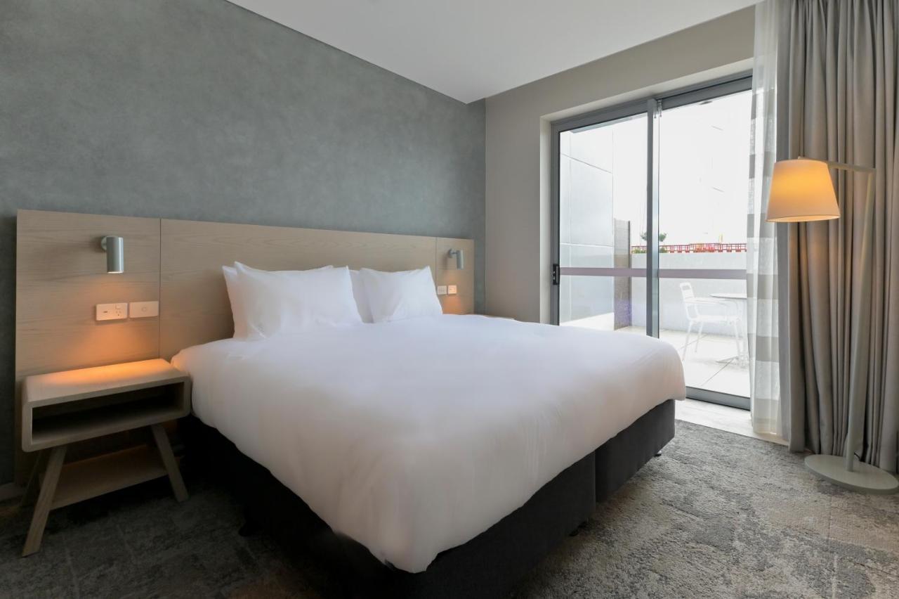 Holiday Inn Express & Suites Sunshine Coast By Ihg Maroochydore Exterior foto